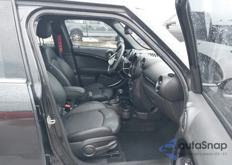 2016 Mini Countryman Cooper S z USA, uszkodzony, nr VIN WMWZC3C5XGWT09275